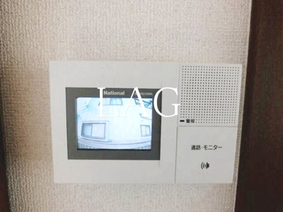 【セキュリティ】 | ハッピークローバー | モニター付きインターフォンです。