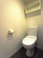 ゆったりとした空間のトイレです