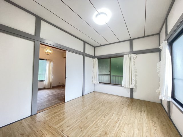 【寝室】