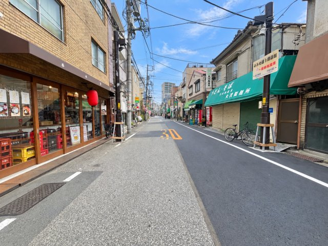 パレ・ドール千駄木Ⅱの周辺|よみせ通り商店街