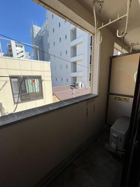 ＭＳ野毛ビルのバルコニー
