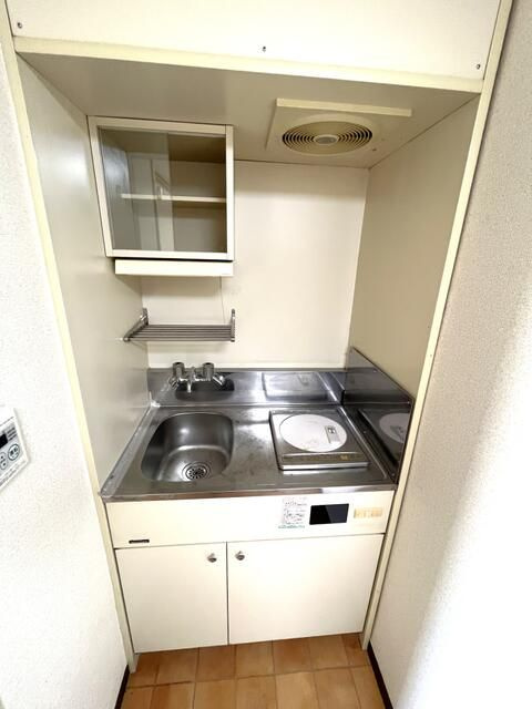 横浜市中区野毛町１丁目の賃貸マンションのキッチン