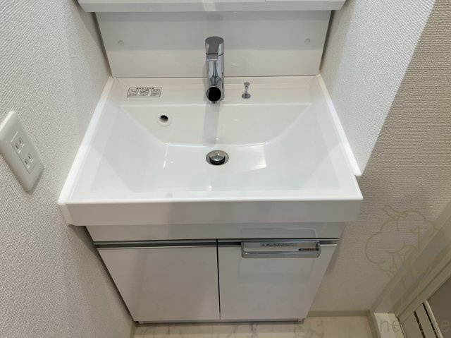 ソルテラス都島本通の独立洗面台