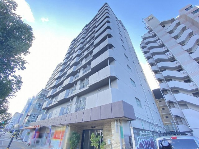 シャトー宿院の外観|玄関にシューズボックスありますよ♪玄関周りもスッキリ片付きますね！