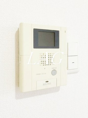 【設備】 | ドリームレジデンス | モニター付きインターホンです。