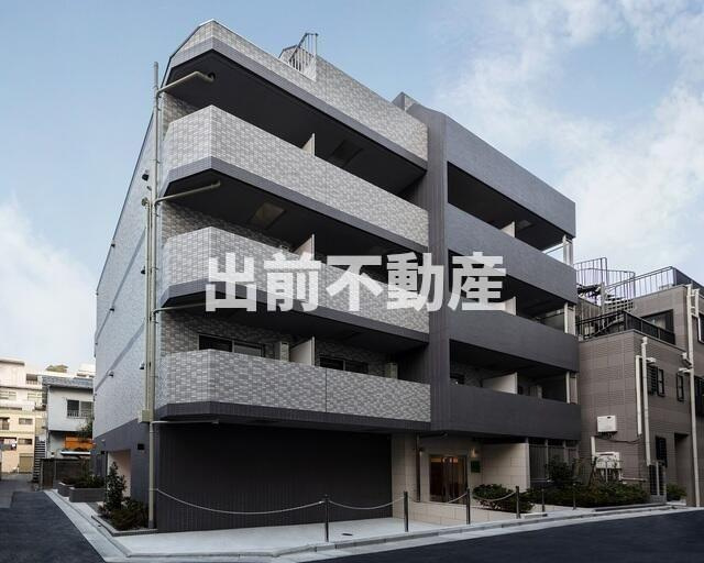 ドゥーエ四谷三丁目の外観