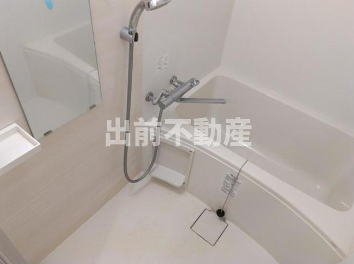 ドゥーエ四谷三丁目の浴室