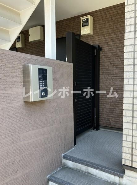 メルディア津田沼のエントランス