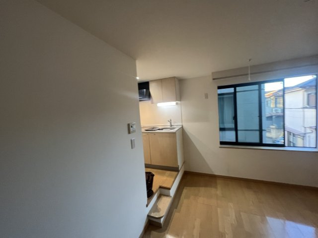 ゆったり過ごせる居間です