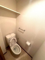 ゆったりとした空間のトイレです
