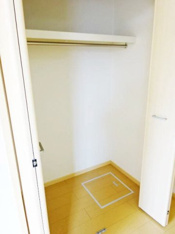 小物を収納するのに便利です