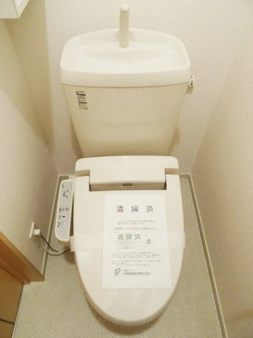 ゆったりとした空間のトイレです
