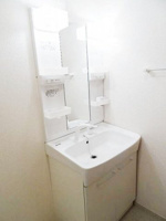 コンパクトで使いやすい洗面所
