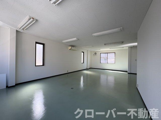 鷺岡ビルの内装