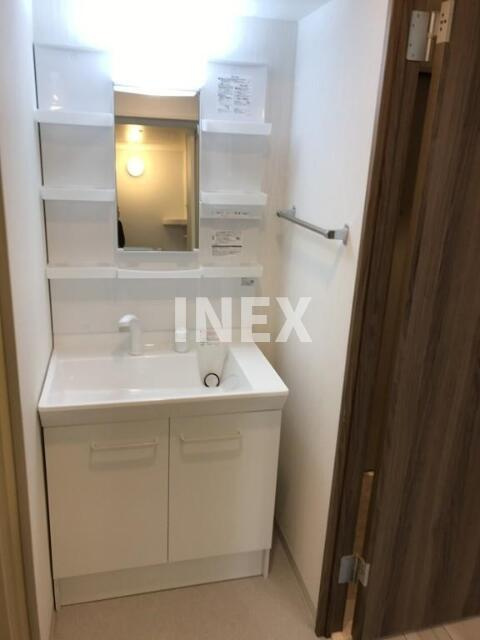 藤沢市藤沢の賃貸マンションの洗面所