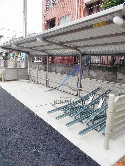 ジャラン　バグースのその他共用部分|駐輪場です。