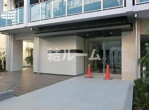 豊島区北大塚１丁目の賃貸マンションのエントランス