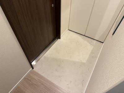 【玄関】