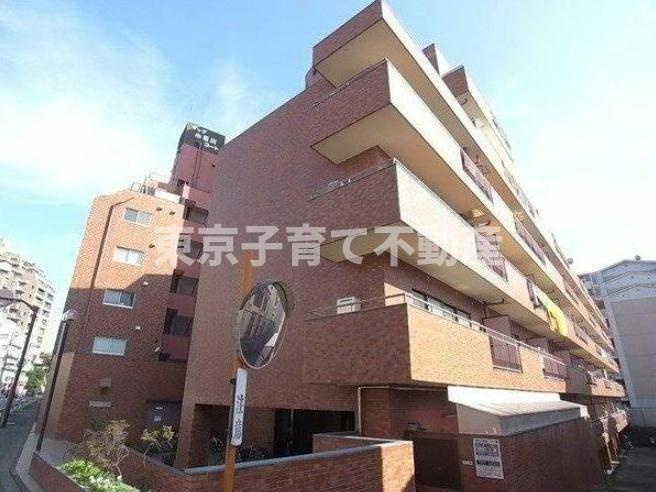 シャンボール小石川の外観