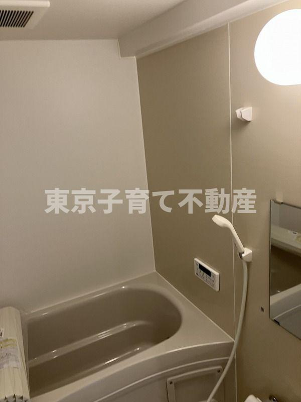 シャンボール小石川の浴室