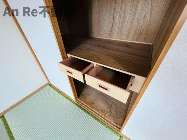川口市戸塚南２丁目の賃貸マンションの収納