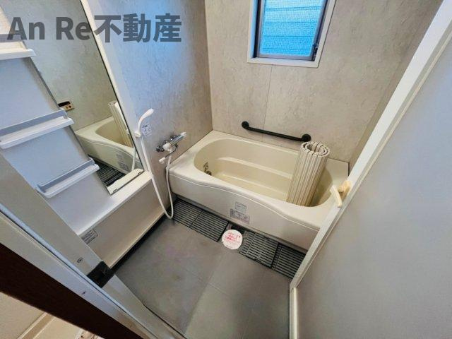川口市戸塚南２丁目の賃貸マンションの浴室