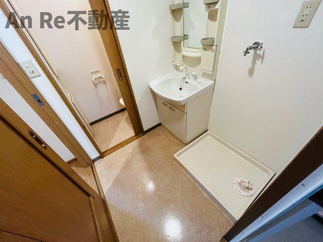 川口市戸塚南２丁目の賃貸マンションの洗面所