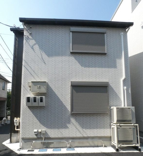 メゾン三田綱町の外観