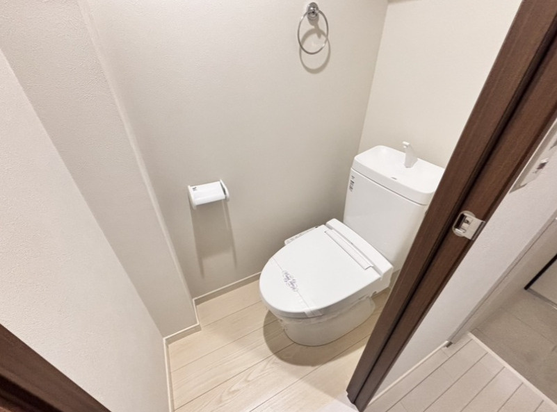 熊本市中央区琴平本町の賃貸マンションのトイレ|清潔感のあるトイレです