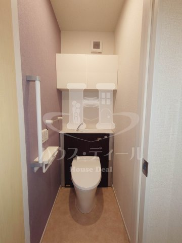 【トイレ】 | シェノン　Ｒ | 落ち着いた色調のトイレです
