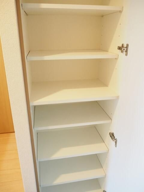 ルーブル錦糸町弐番館の収納