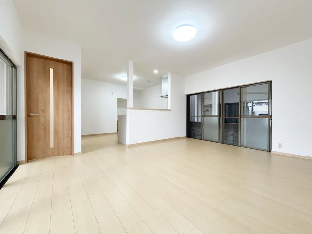 高知市高須2丁目　中古戸建の居間・リビング