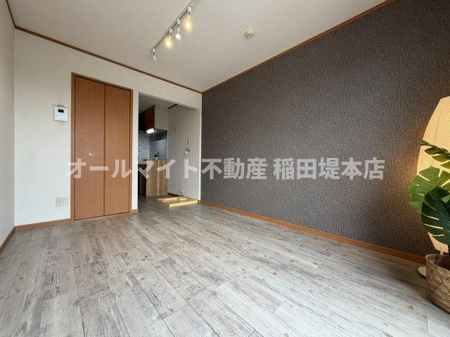 川崎市多摩区栗谷４丁目のアパートの寝室