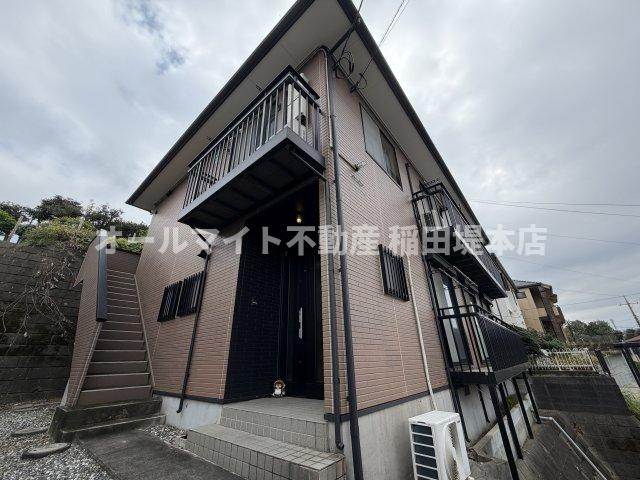 川崎市多摩区栗谷４丁目のアパートの外観