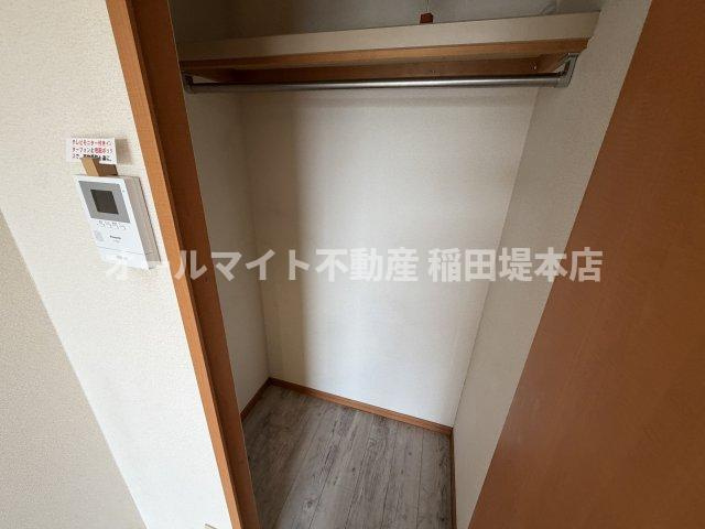 川崎市多摩区栗谷４丁目のアパートの収納