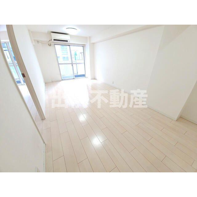 藤和湯島コープの居間・リビング