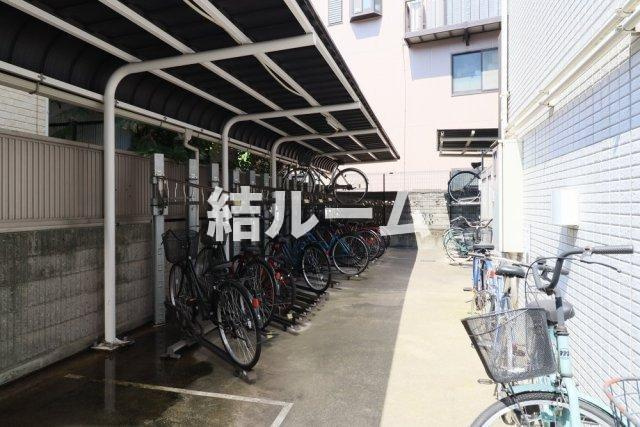 北区東十条１丁目の賃貸マンションの駐車場|駐輪場