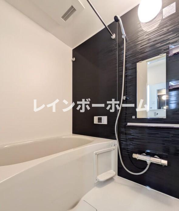 D-RESIDENCE東田町 の浴室