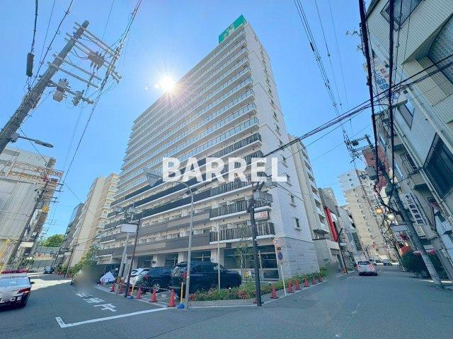 スプランディッド十三本町の外観