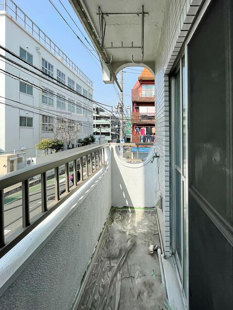 岡本マンション／不動前のバルコニー|バルコニー付きです