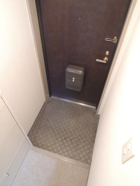 日神パレステージ中村橋の玄関