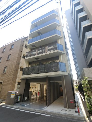 スカイグランデ市川の外観