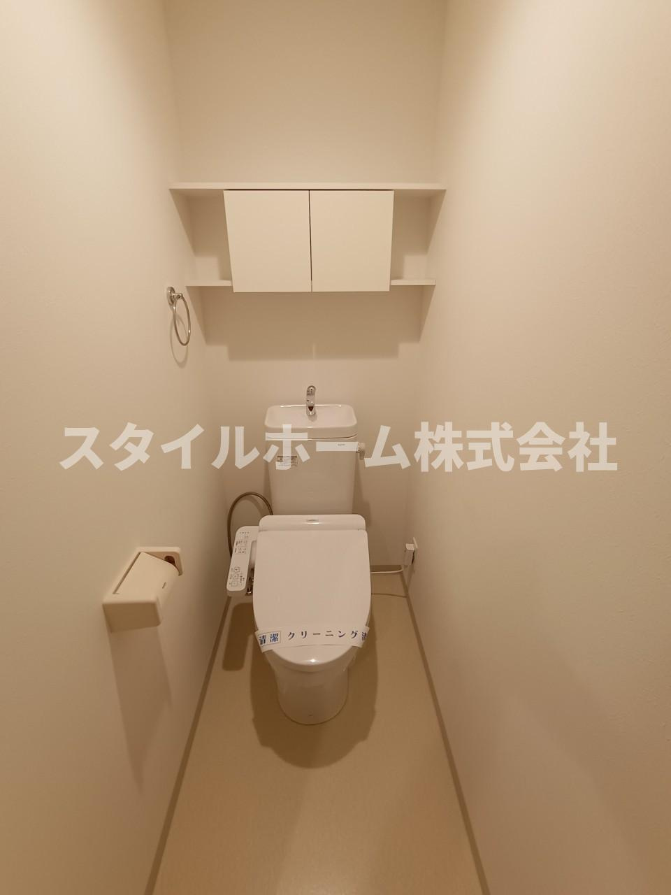 アヴェニュー赤代のトイレ|同建物内別部屋の写真です。