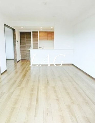 【居間・リビング】 | アンビシャス青砥 | 洋室のお部屋です。