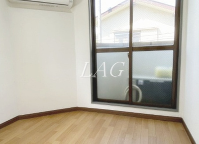 【居間・リビング】 | コートハウス双葉台 | 洋室のお部屋です。