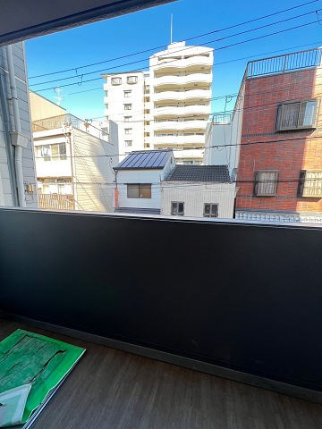 レーヴメゾン出屋敷のバルコニー