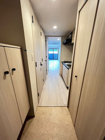 レーヴメゾン出屋敷の玄関
