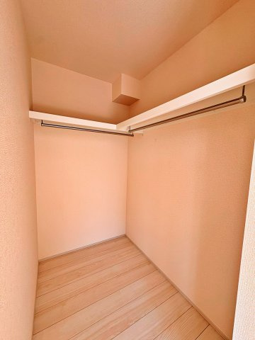 《仲介手数料半額》坂戸市千代田2丁目5期　全5棟　2号棟の収納|WIC
