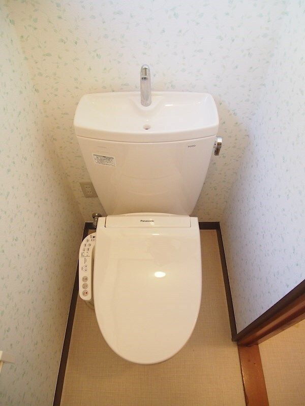 メゾン芝山Bのトイレ