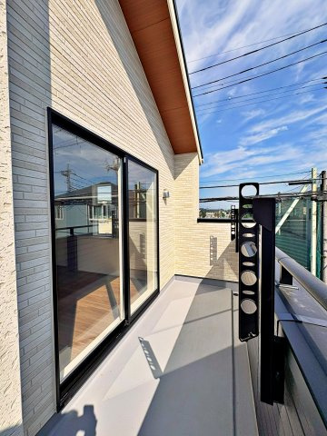 《仲介手数料半額》坂戸市千代田2丁目5期　全5棟　3号棟のバルコニー